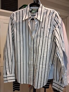 Lauren Ralph Lauren NWOT COTTON White  with Black Vertical S/P